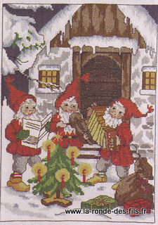 Santa's playing Music